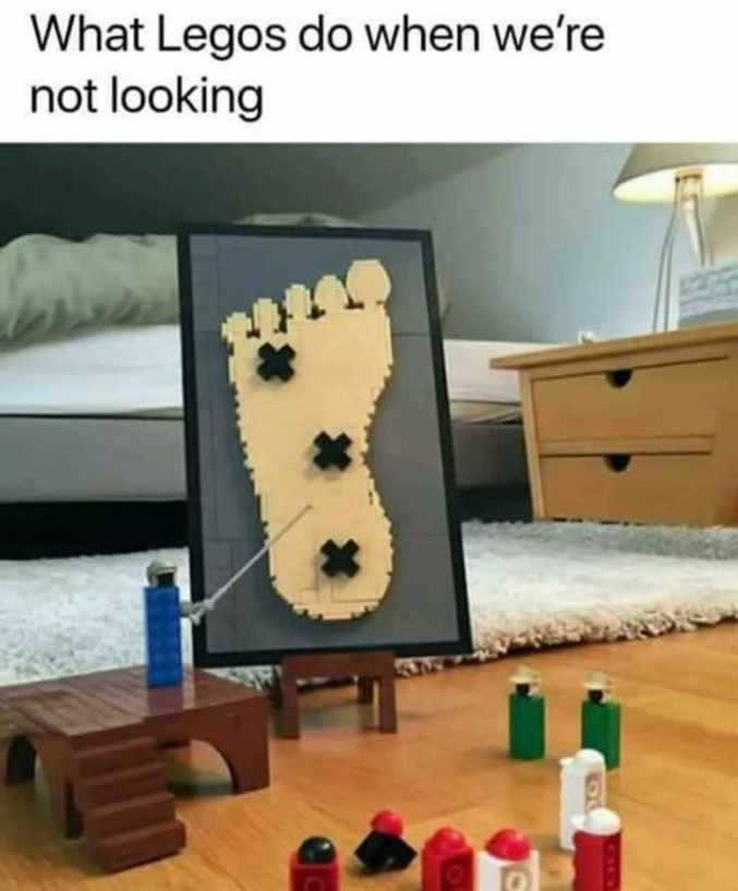 Ce que font les LEGO lorsqu'on ne les regarde pas.