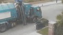 Epic fail pour des éboueurs