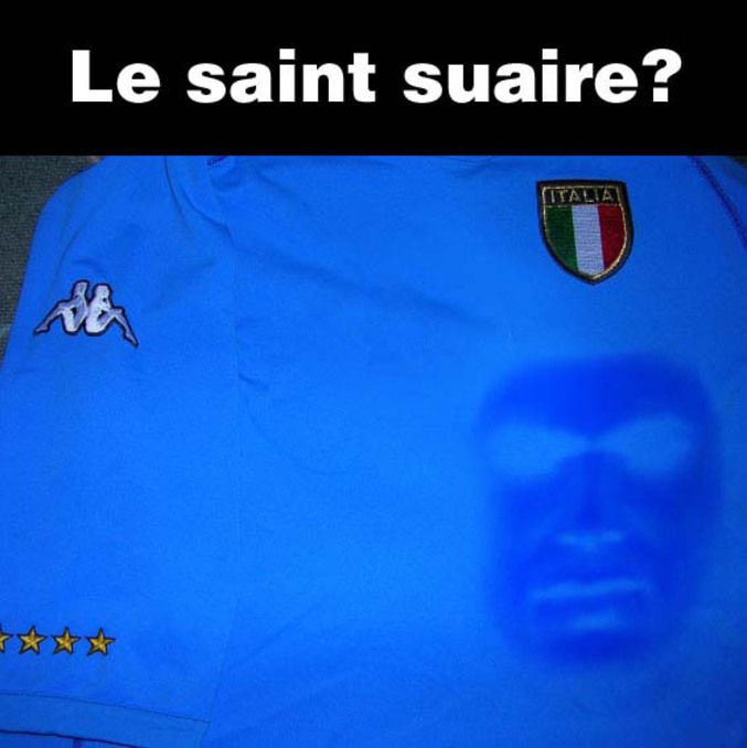 Le visage de Zidane imprimé dans le tee-shirt