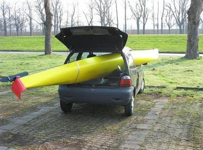 Tout rentre dans une twingo ! Même un canoë kayak.