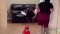 Everybody was kung fu fighting ! (attention au son)