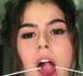 Une fille attachante