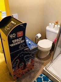 Pour ne pas s'ennuyer auxtoilettes