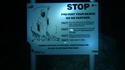 Mise en garde devant une grotte sous-marine