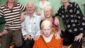 Une famille indienne et albinos